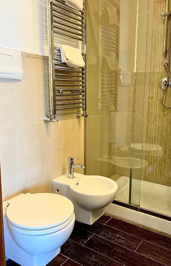 Allakala Rooms & Apartament Palermo Exterior photo