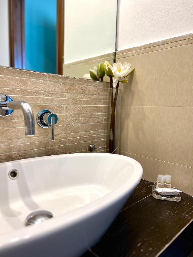 Allakala Rooms & Apartament Palermo Exterior photo