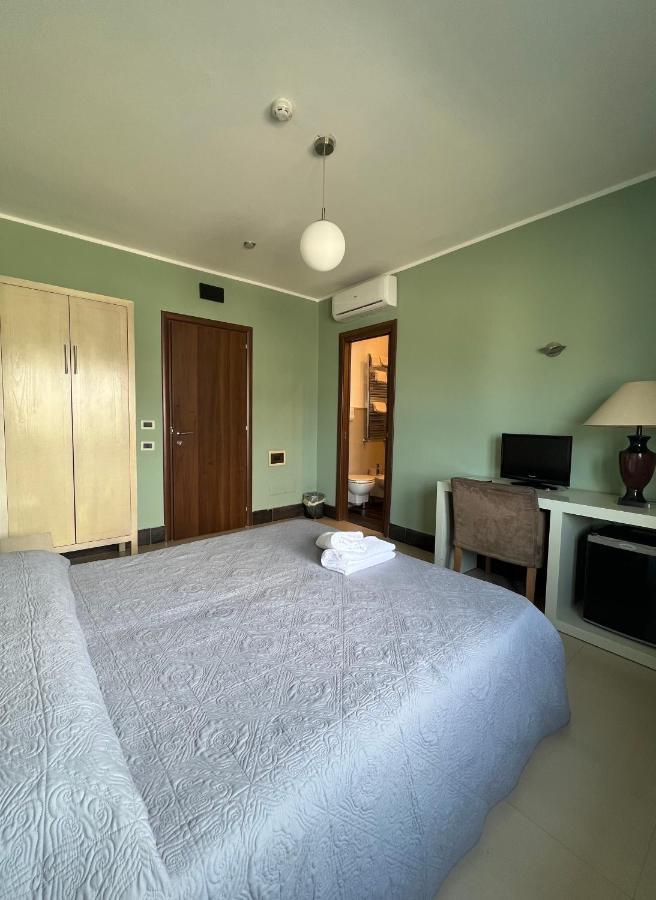 Allakala Rooms & Apartament Palermo Exterior photo